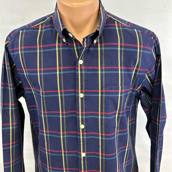 J. Crew long sleeve button down collar shirt.  M - Picture 2 of 7